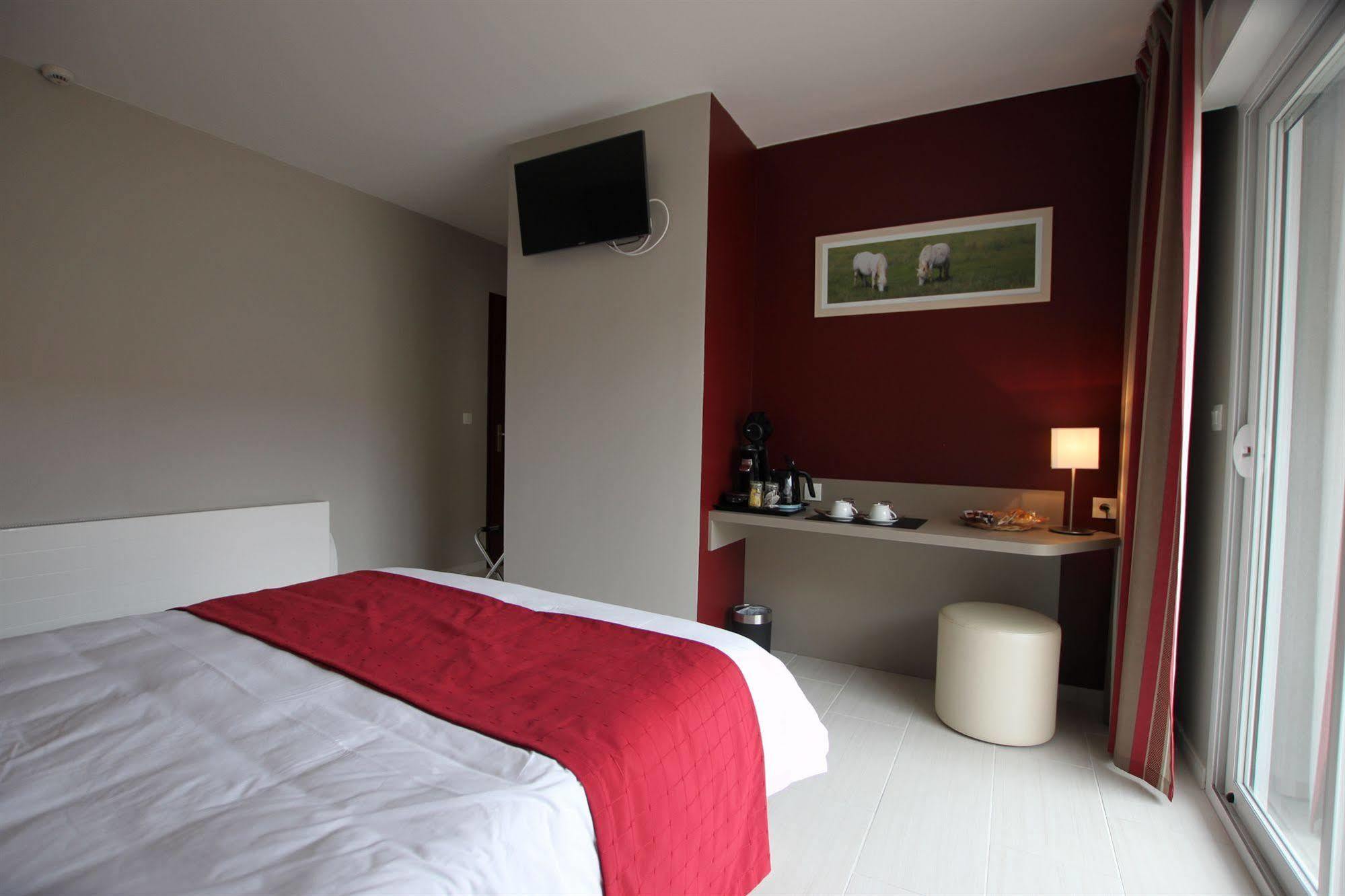 Hotel Le Cheval Blanc Quend-Plage Exterior photo