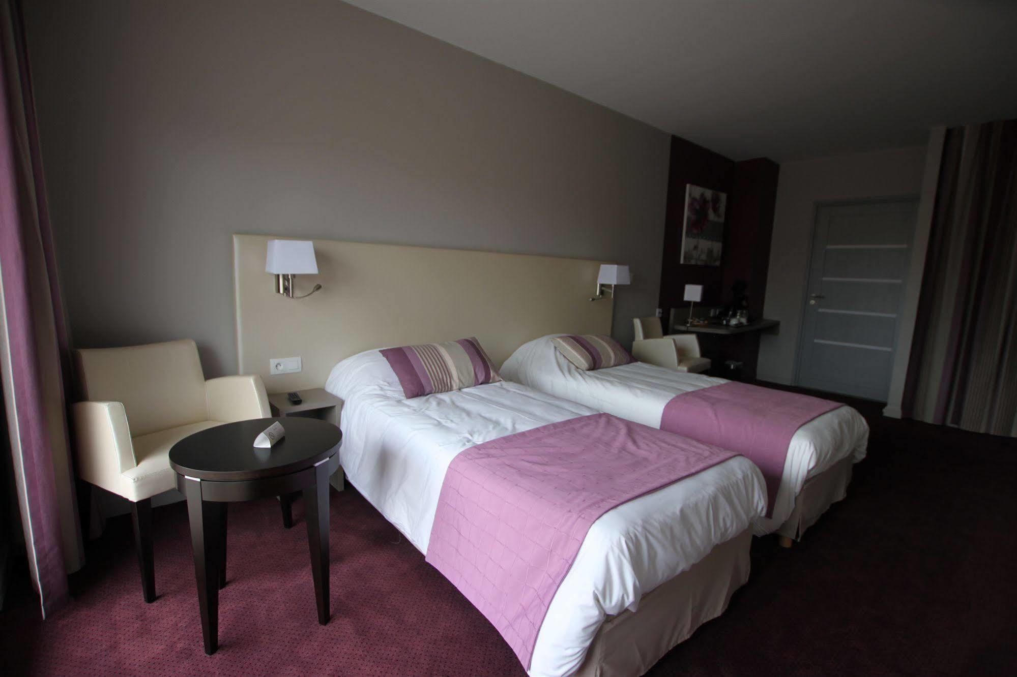 Hotel Le Cheval Blanc Quend-Plage Exterior photo